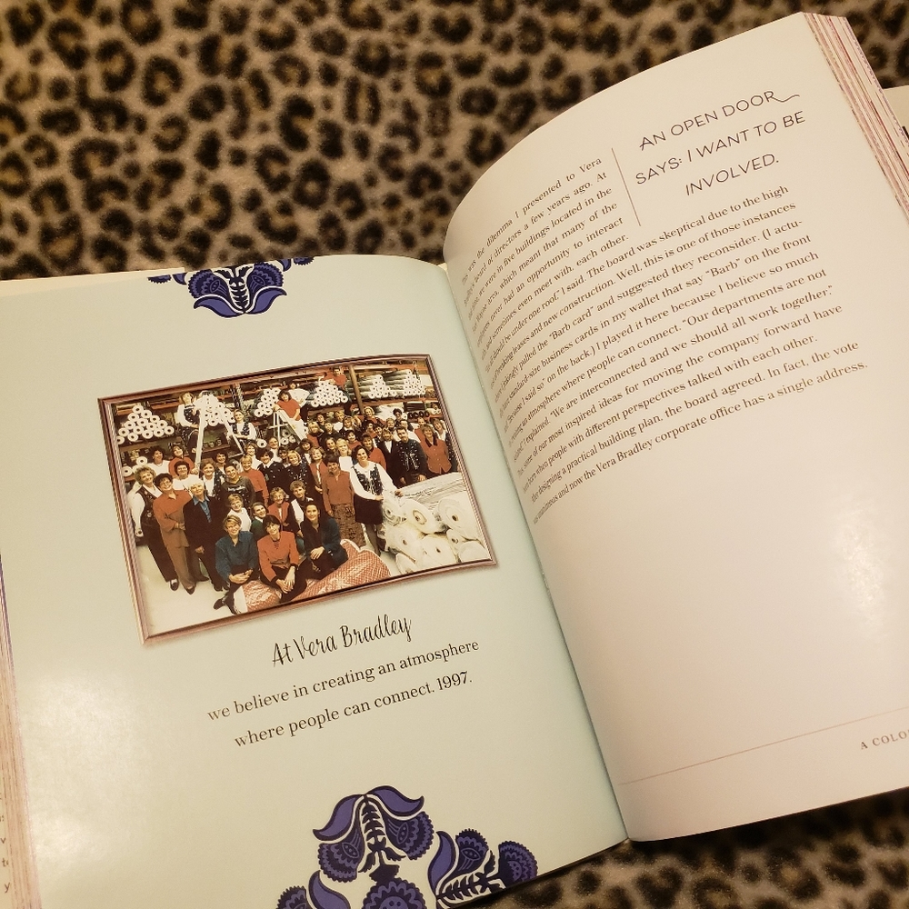 2017 Vera Bradley "A Colorful Way of Living" Vera Bradley Hardcover Book, New - Picture 5 of 15